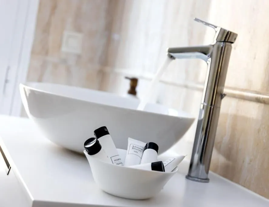 Luxury Suite Via De Colon Granada Apartment