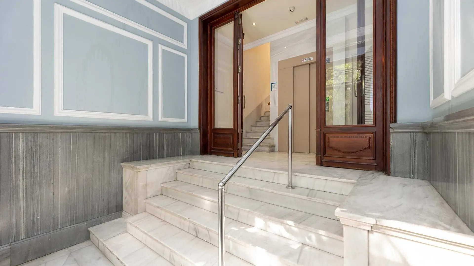 Apartment Luxury Suite Via De Colon Granada