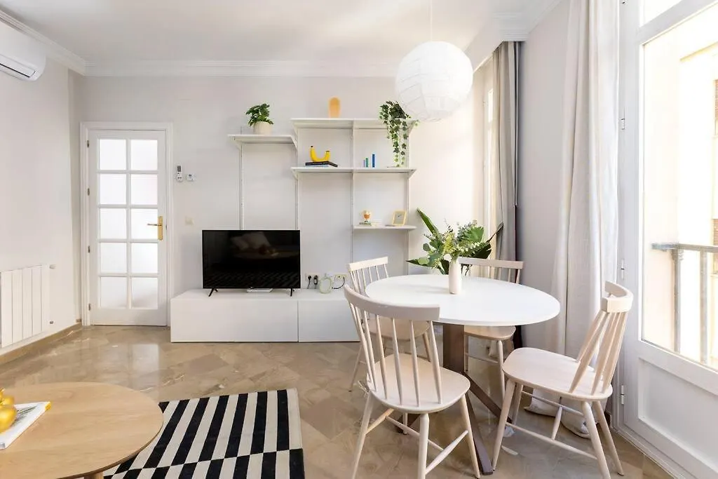 Luxury Suite Via De Colon 그라나다 0*,  스페인
